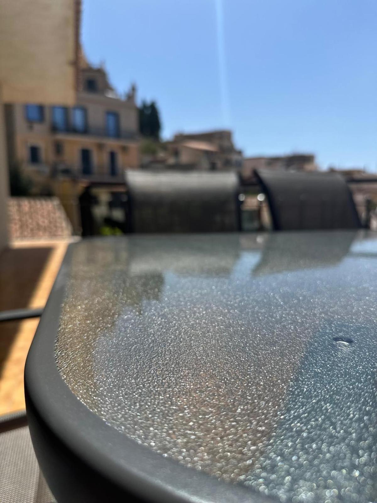 We Home Taormina Center With Parking Exterior foto