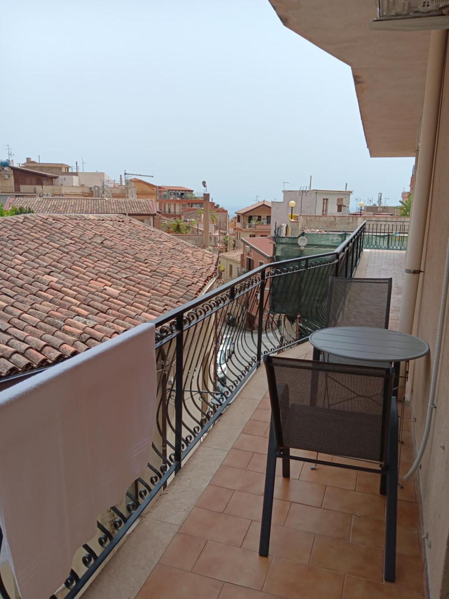 We Home Taormina Center With Parking Quarto foto